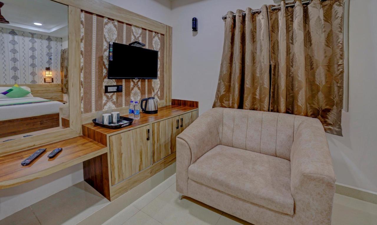 Treebo Seven Inn Tirupati Bagian luar foto